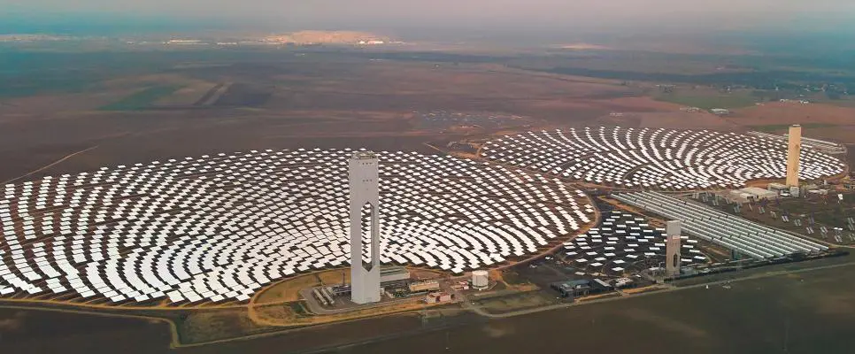 Central termosolar o solar tèrmica: funcionament, tipus i aplicacions de l' energia fototèrmica