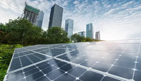 Placas solares para la producción de calor y electricidad